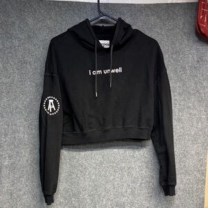 Barstool chicks Sports Call Her Daddy
Cropped Hoodie Black small